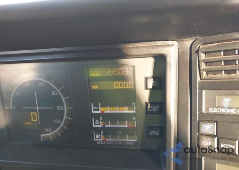 1991 Cadillac Allante z USA, uszkodzony, nr VIN 1G6VS3384MU126883